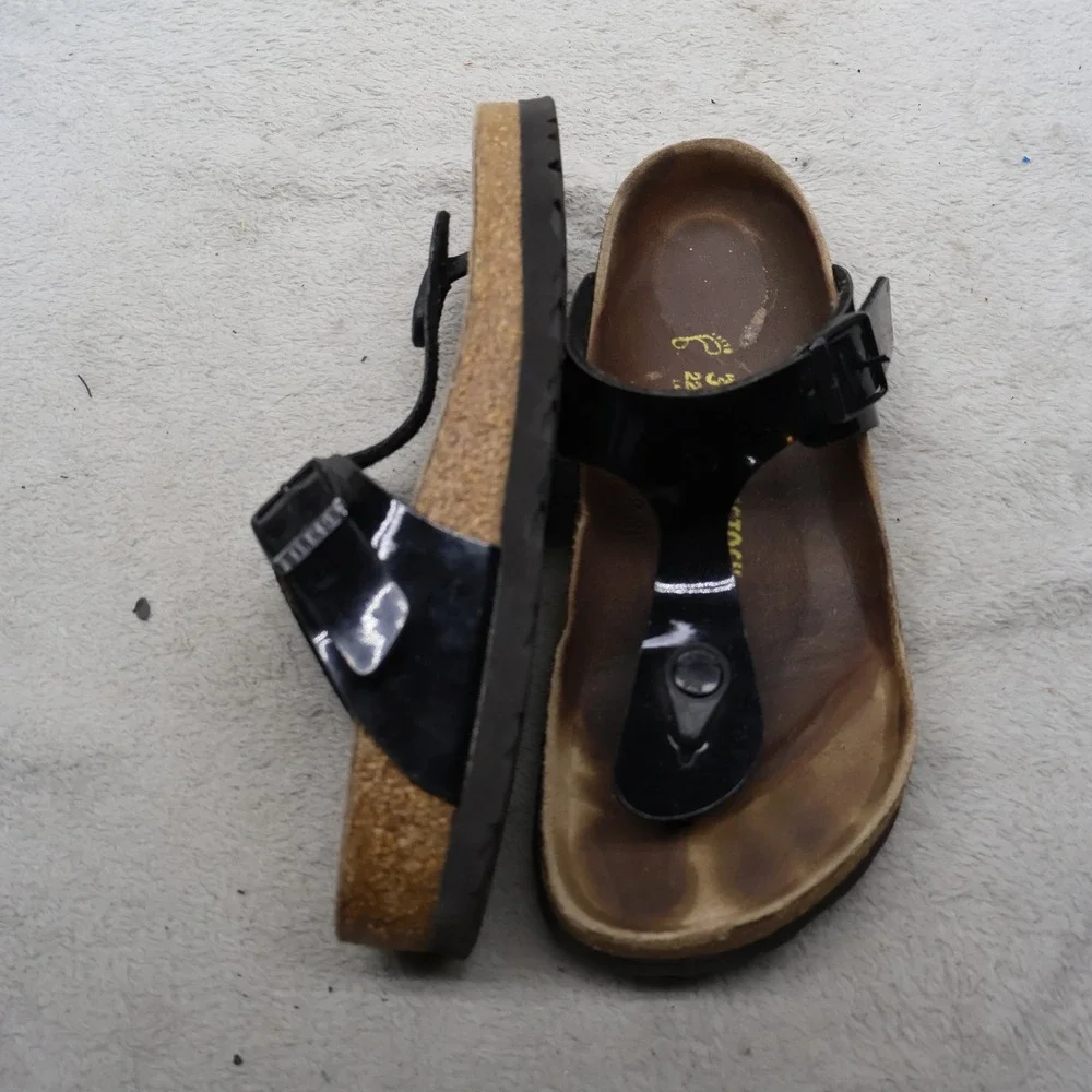 Birkenstock Women 4 EU35 Sandals Black Gizeh Patent Birko-Flor Cork Thong READ